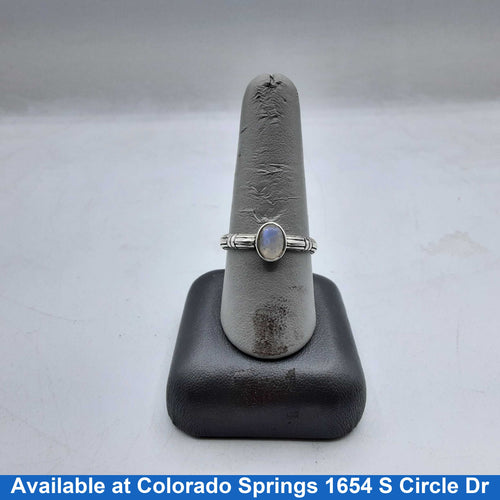 Women's Ring - Silver 3.2 grams Size 9