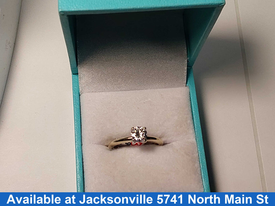 Women's Ring - Yellow Gold 14k (.585) 2.7 grams Size 6