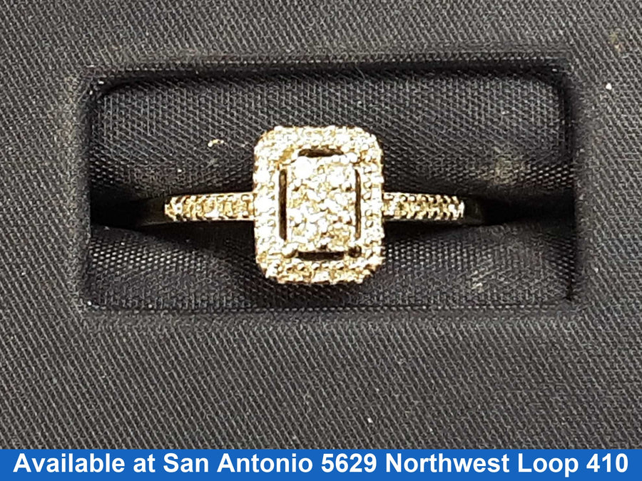Women's Ring - White Gold 10k (.417) 1.9 grams Size 7.5