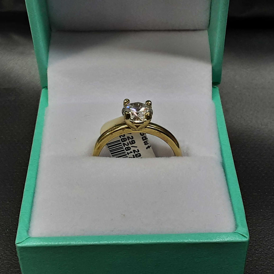 Women's Ring - Solitaire - Yellow Gold 14k (.585) 2.8 grams Size 7