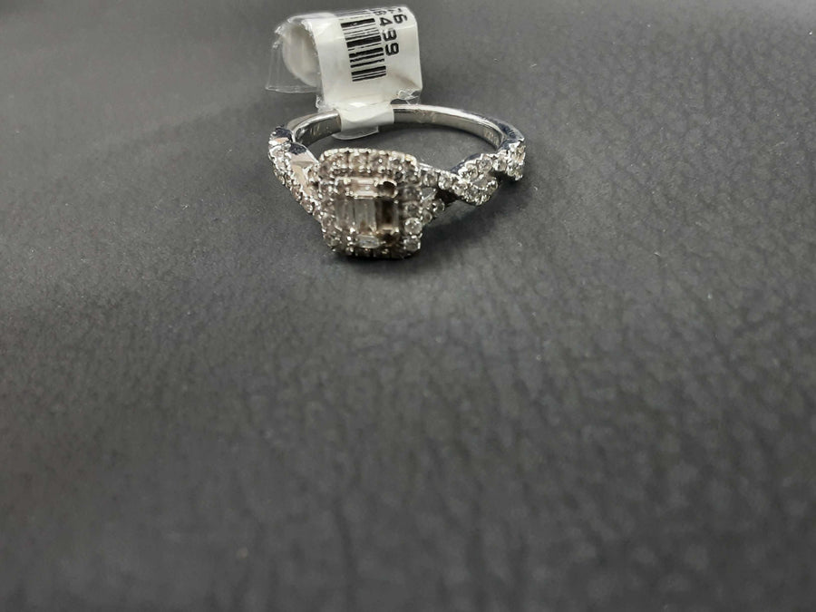 Women's Ring - White Gold 14k (.585) 3.5 grams Size 9