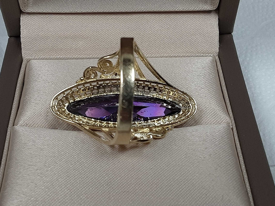 Women's Ring - Yellow Gold 14k (.585) 5.9 grams Size 10