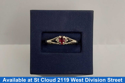 Women's Ring - White Gold 14k (.585) 2.585 grams Size 9.5