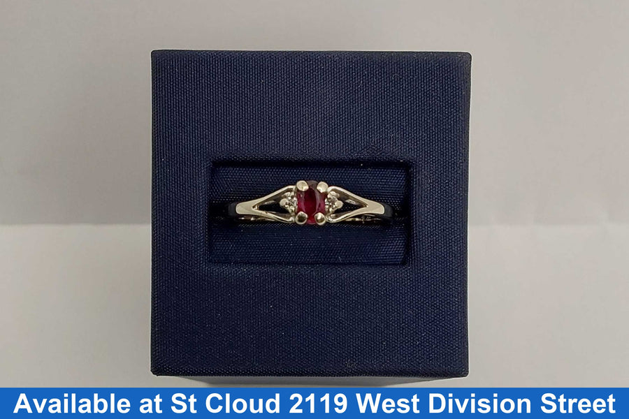 Women's Ring - White Gold 14k (.585) 2.585 grams Size 9.5