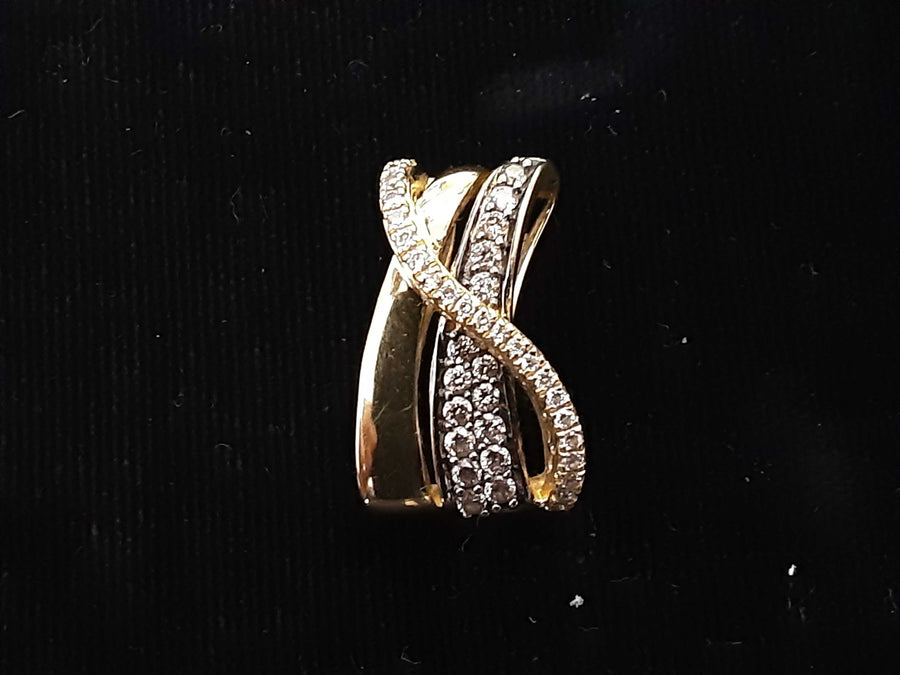 Diamond Pendant - Yellow Gold 14k (.585) 3.3 grams