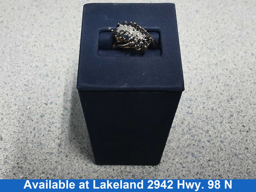 Women's Ring - Yellow Gold 10k (.417) 2.6 grams Size 8.5