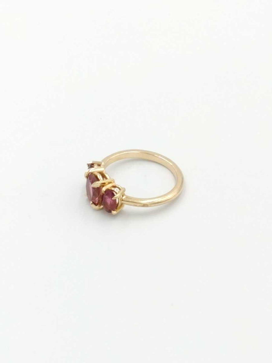 Women's Ring - Yellow Gold 14k (.585) 3.5 grams Size 7