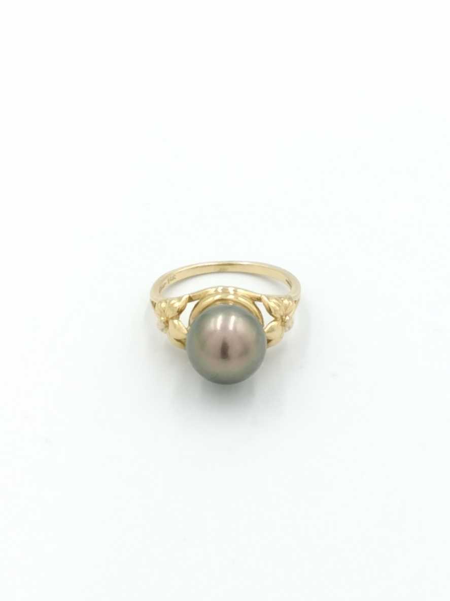 Women's Ring - Yellow Gold 14k (.585) 4.2 grams Size 7