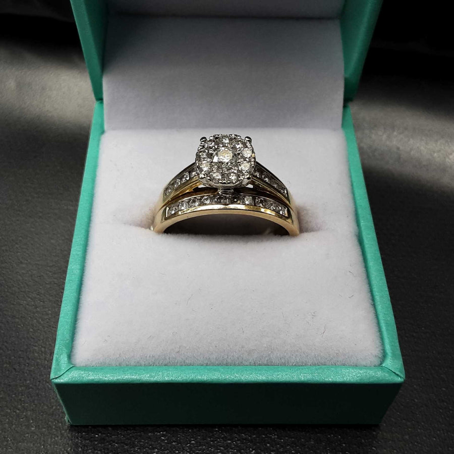Women's Ring - Yellow Gold 14k (.585) 6.3 grams Size 9.5