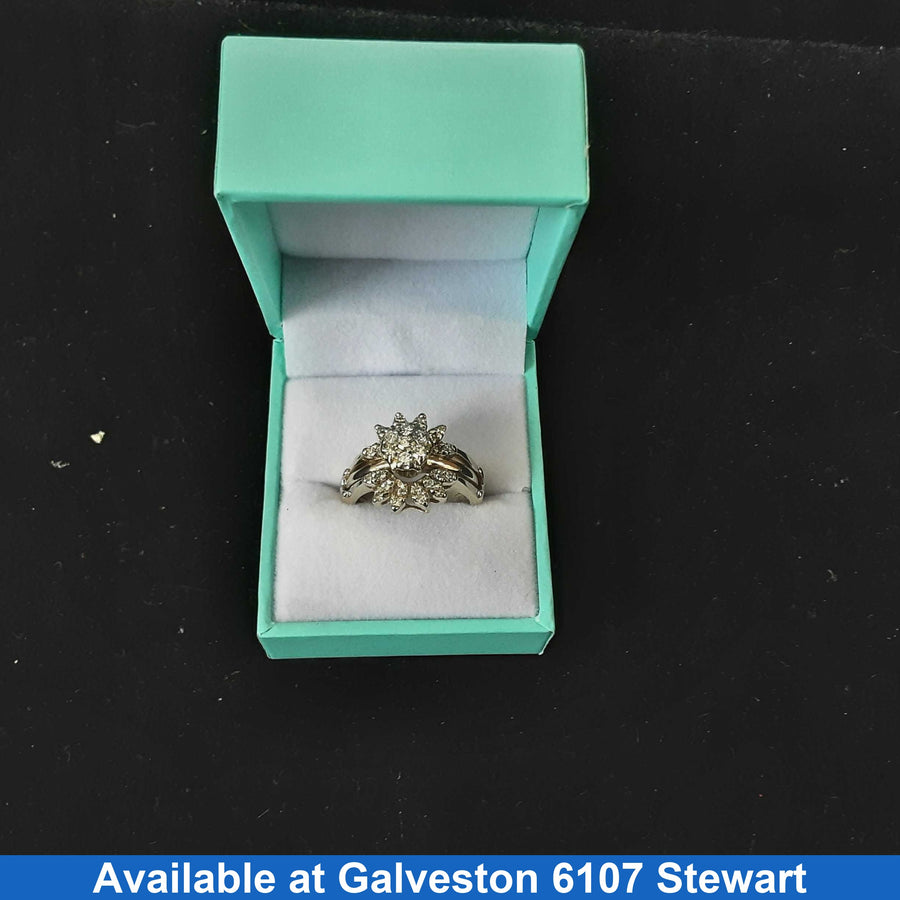 Women's Ring - White Gold 14k (.585) 8.1 grams Size 8
