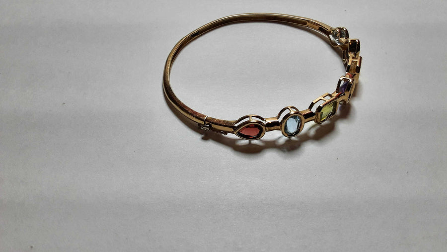 Bangle Bracelet - Yellow Gold 10k (.417) 9.8 grams 7 inch