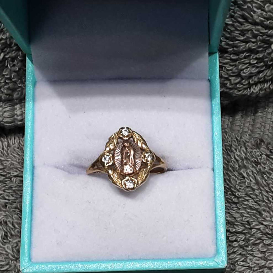 Women's Ring - Yellow Gold 14k (.585) 2.3 grams Size 20