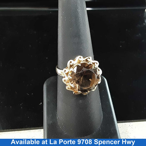 Women's Ring - Yellow Gold 14k (.585) 4.2 grams Size 7.5