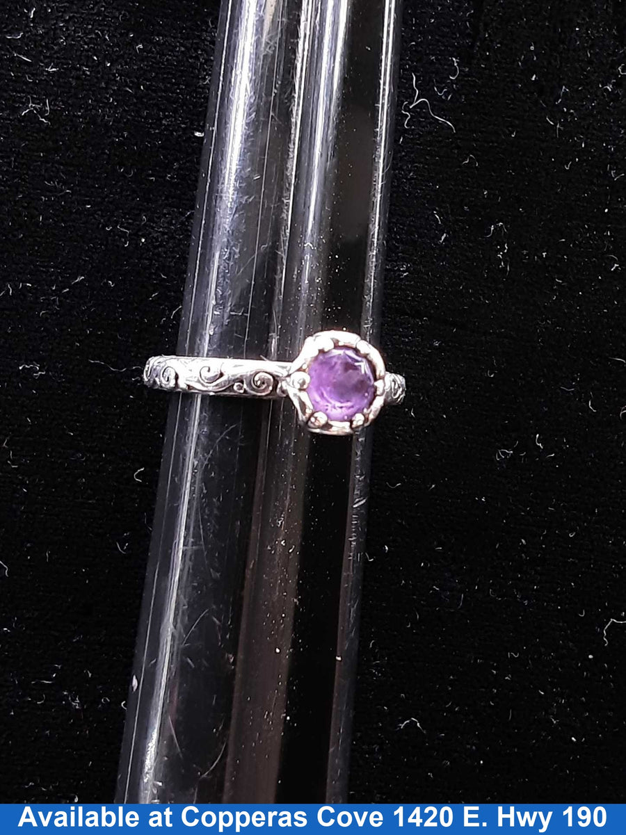 Women's Ring - Silver 3.4 grams Size 20