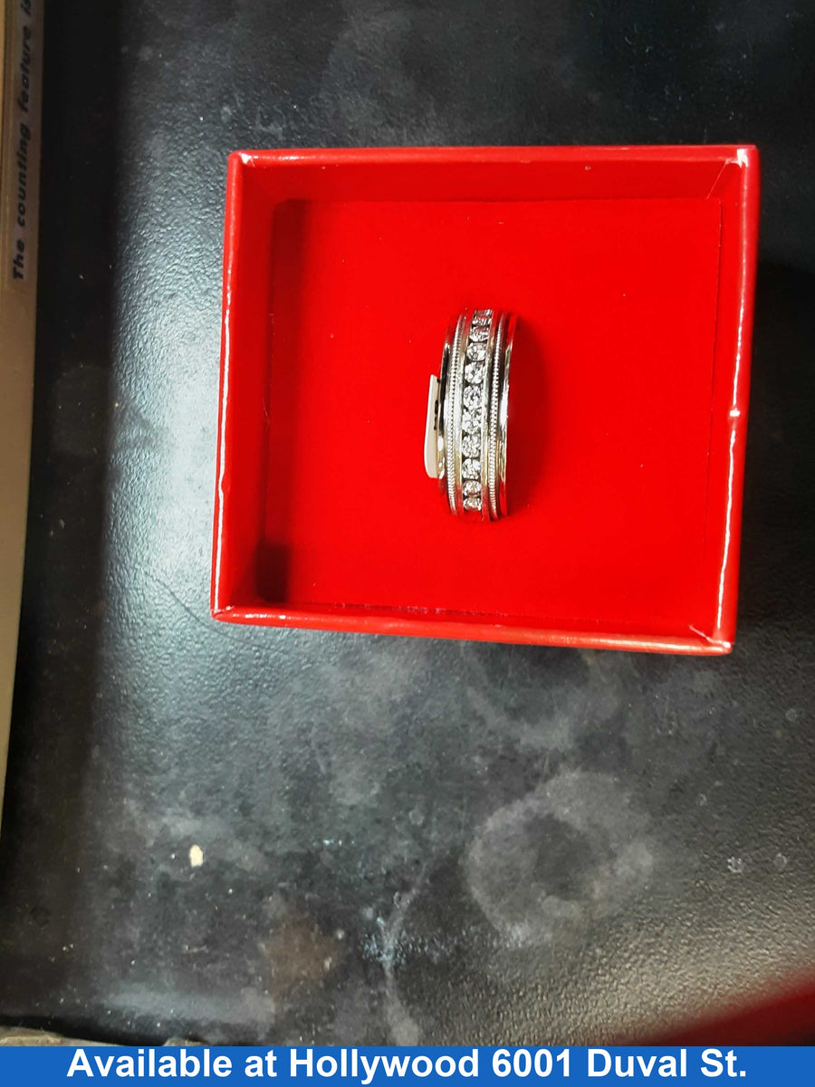 Ring - Wedding Band - White Gold 14k (.585) 6.3 grams Size 8.5