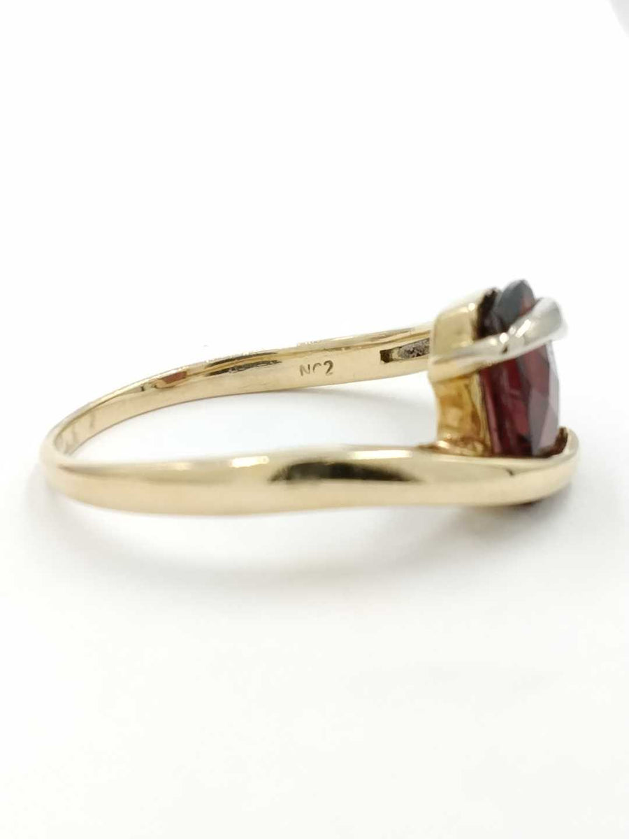 Women's Ring - Yellow Gold 14k (.585) 3.9 grams Size 8