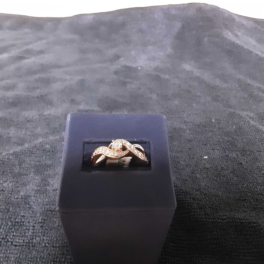Women's Ring - Rose Gold 14k (.585) 6 grams Size 8.5