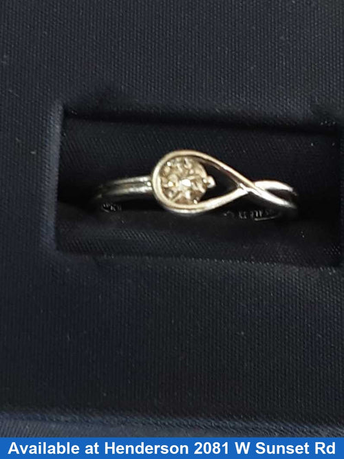 Women's Ring - White Gold 14k (.585) 2.3 grams Size 7
