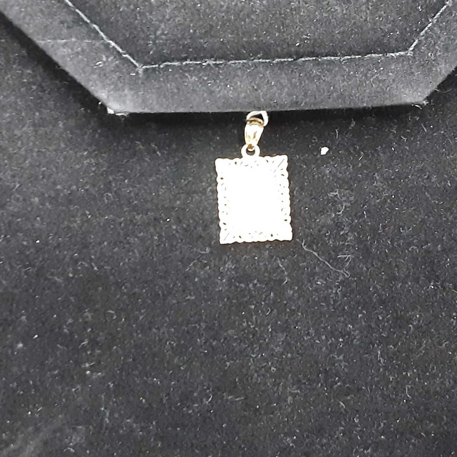 Symbol Pendant - Yellow Gold 10k (.417) 1.1 grams