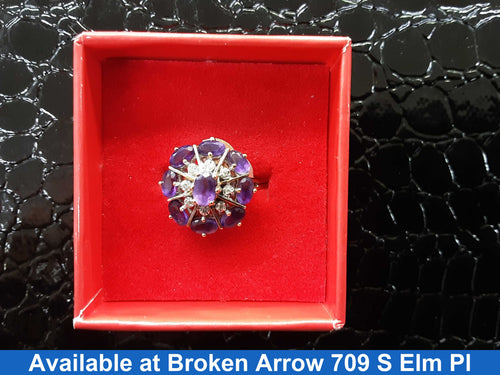 Women's Ring - Yellow Gold 10k (.417) 4.4 grams Size 20