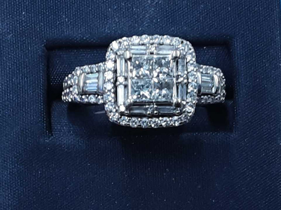 Women's Ring - White Gold 14k (.585) 5.8 grams Size 7.5