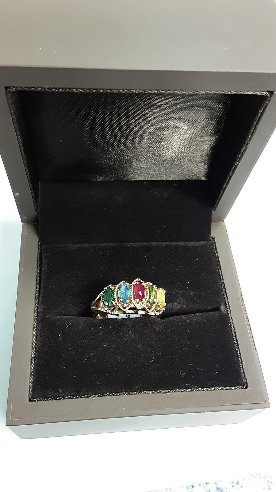 Women's Ring - Mother's - Yellow Gold 14k (.585) 5.3 grams Size 7