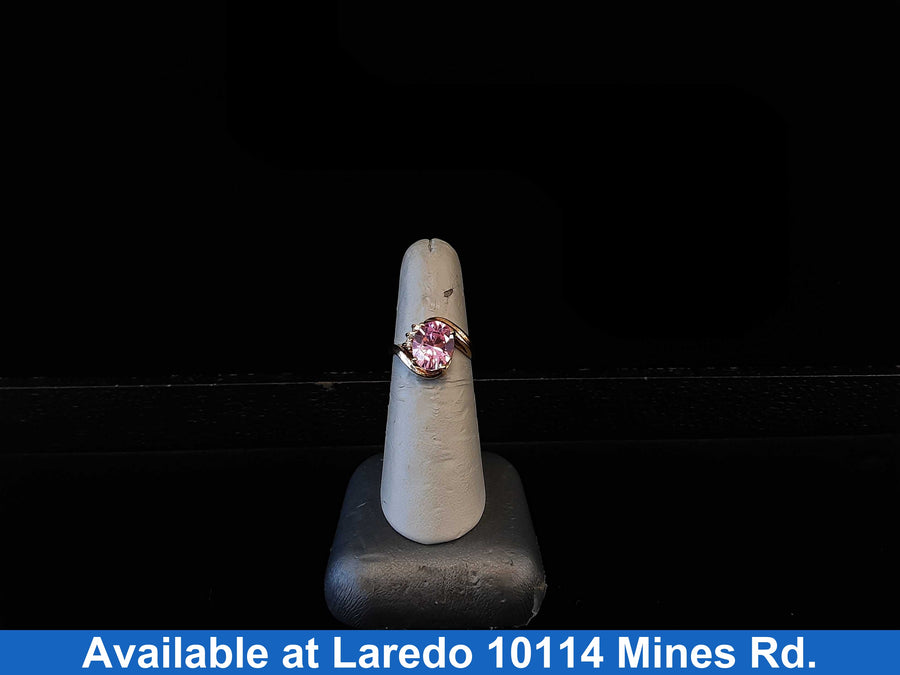 Women's Ring - Yellow Gold 10k (.417) 3.8 grams Size 7