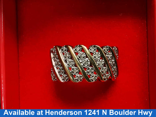 Women's Ring - Yellow Gold 10k (.417) 3.6 grams Size 8.5
