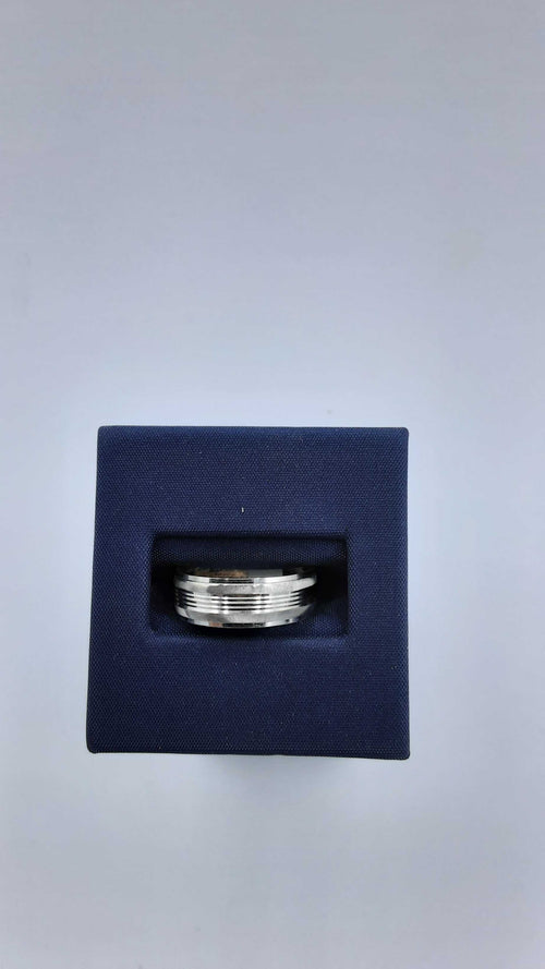 Ring - Wedding Band - White Gold 10k (.417) 1.9 grams Size 7