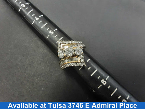 Women's Ring - Yellow Gold 14k (.585) 7.3 grams Size 6
