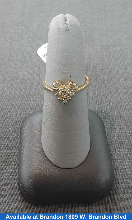Women's Ring - Yellow Gold 14k (.585) 3 grams Size 7.5