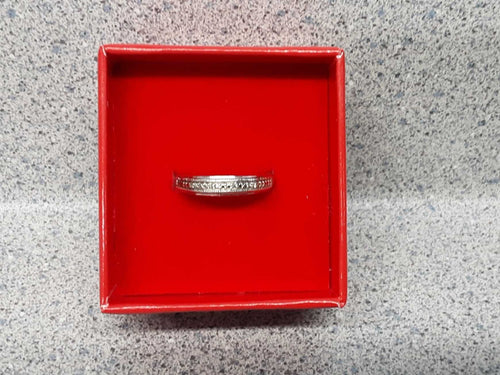 Ring - Wedding Band - Silver 1.9 grams Size 7