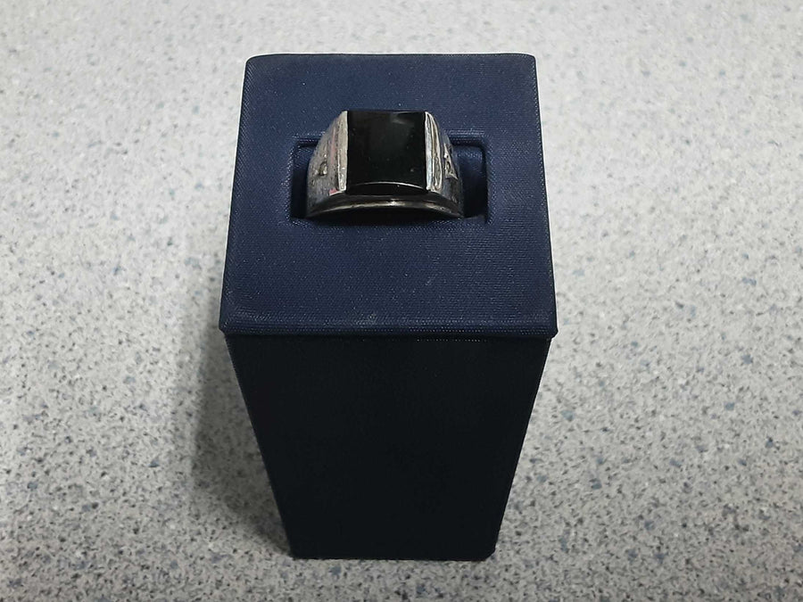 Men's Ring - Silver 4.5 grams Size 10