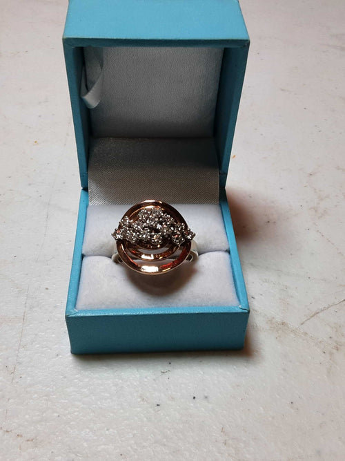 Women's Ring - Tricolor Gold 14k (.585) 13 grams Size 10.5