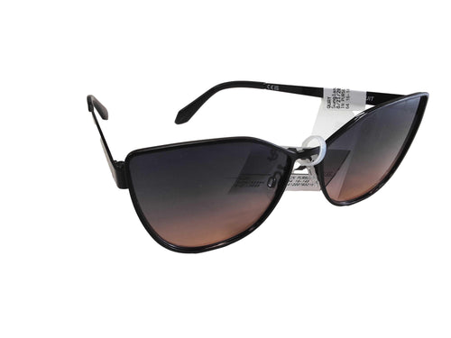 Quay In Pursuit Black