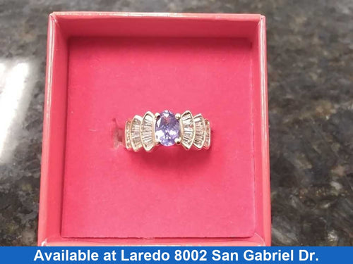 Women's Ring - Yellow Gold 14k (.585) 6.7 grams Size 7.5
