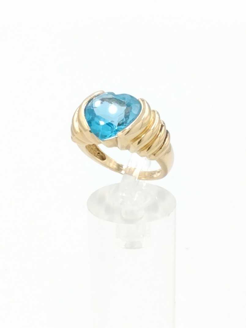 Women's Ring - Solitaire - Yellow Gold 14k (.585) 6.3 grams Size 7