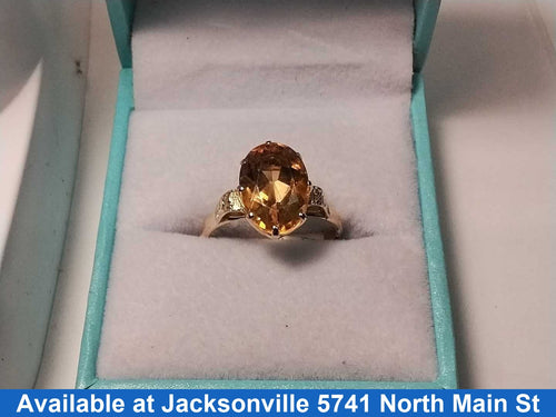Women's Ring - Yellow Gold 18k (.750) 3.5 grams Size 6