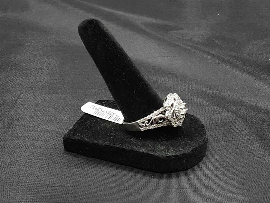 Women's Ring - White Gold 14k (.585) 5.9 grams Size 10