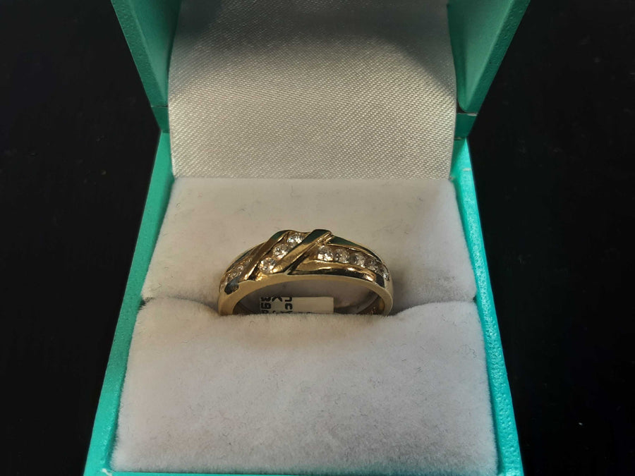 Ring - Wedding Band - Yellow Gold 14k (.585) 3.2 grams Size 6.5