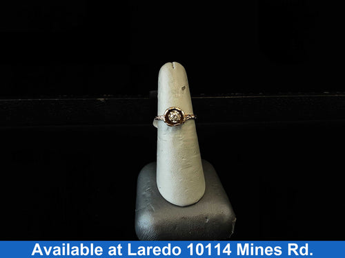Women's Ring - Solitaire - Yellow Gold 10k (.417) 3.3 grams Size 7