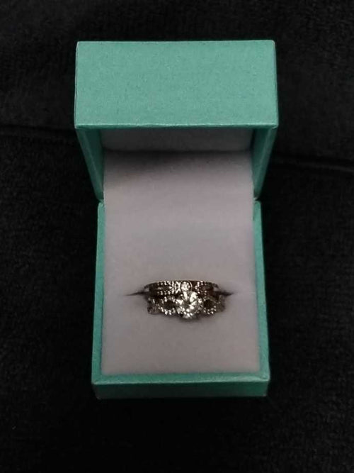 Ring - Wedding Set - Yellow Gold 14k (.585) 4.3 grams Size 7.5