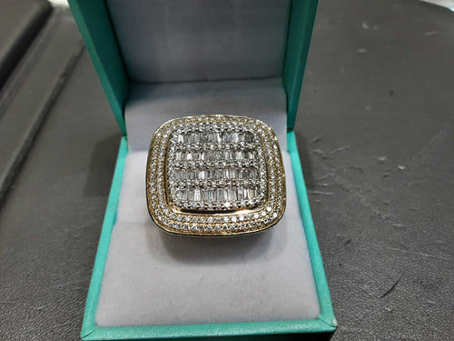 Men's Ring - Yellow Gold 10k (.417) 14.6 grams Size 10