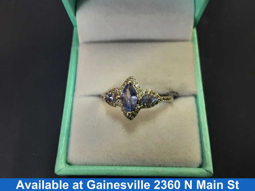 Women's Ring - Silver 3.2 grams Size 10