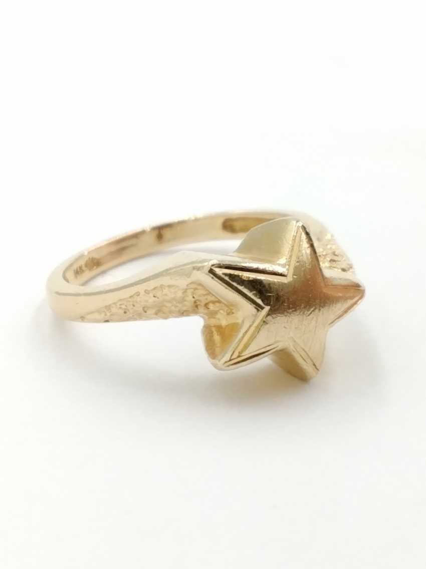 Women's Ring - Yellow Gold 14k (.585) 3.2 grams Size 7