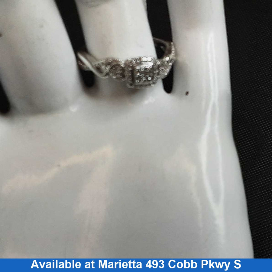 Women's Ring - Silver 3 grams Size 5.5