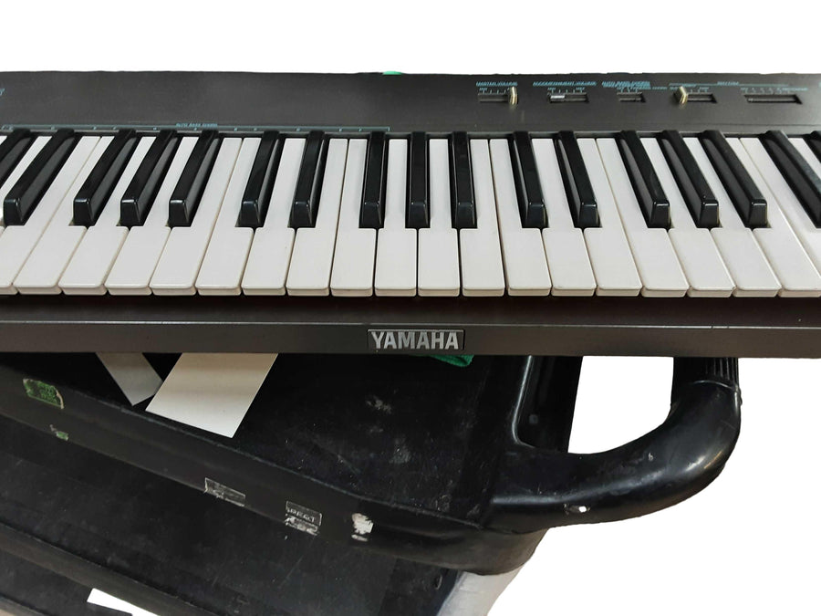 Yamaha Psr-15 Black Piano