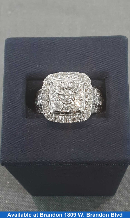Women's Ring - White Gold 10k (.417) 8.4 grams Size 9.5