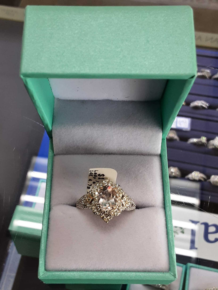 Women's Ring - White Gold 14k (.585) 4.7 grams Size 8