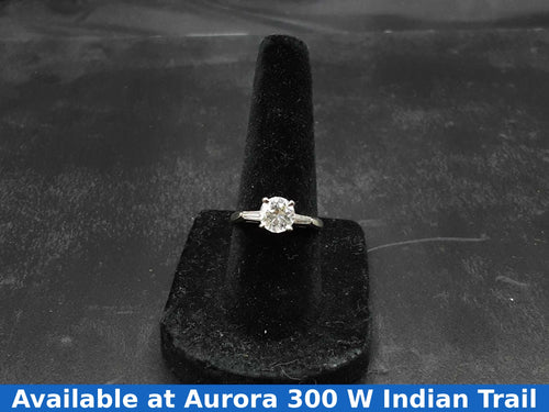 Women's Ring - Solitaire - White Gold 14k (.585) 2.7 grams Size 6.5
